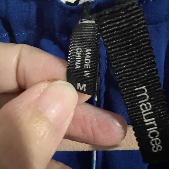 Reversible Maurice's Multi-colour and Navy BlueSleeveless Blouse -Medium NWOT - Picture 5 of 7